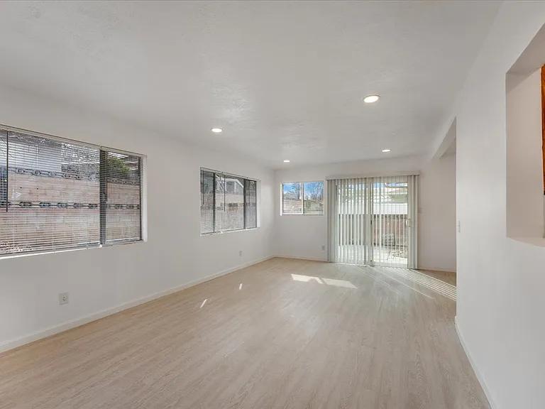 11629 Madison St — Photo 14