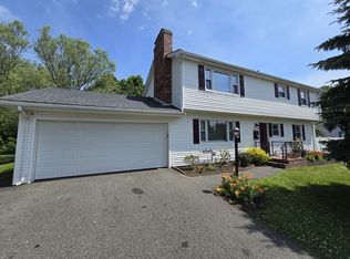 101 Briggs St, Taunton, MA 02780