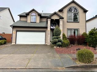 17391 NE Clackamas St, Portland, OR 97230