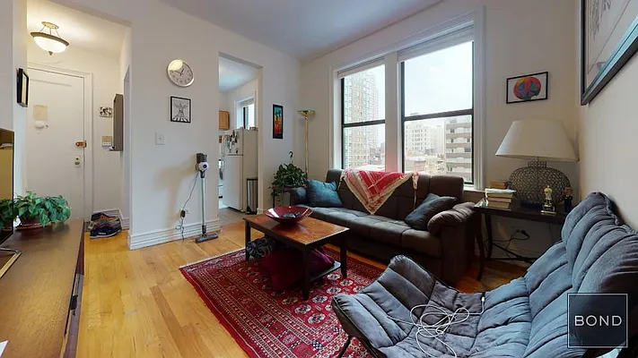 Rented by Bond New York | media 15