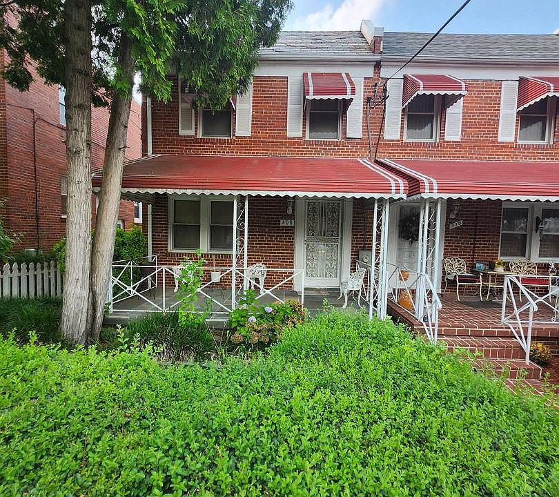 1st image of 408 Oneida St NE