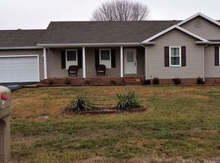 189 N Poole Rd, Madisonville, KY 42431