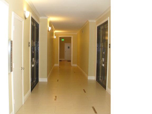 3rd image of 1505 S Bentley Ave APT 201