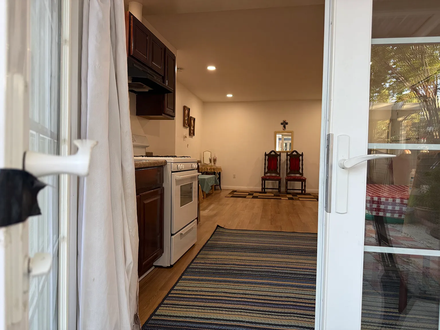 1 bed, 520 sqft, $2,000 — Photo 3