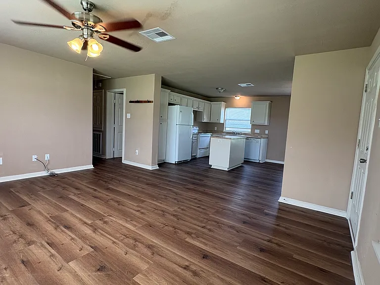 3310 Band Rd — Photo 17