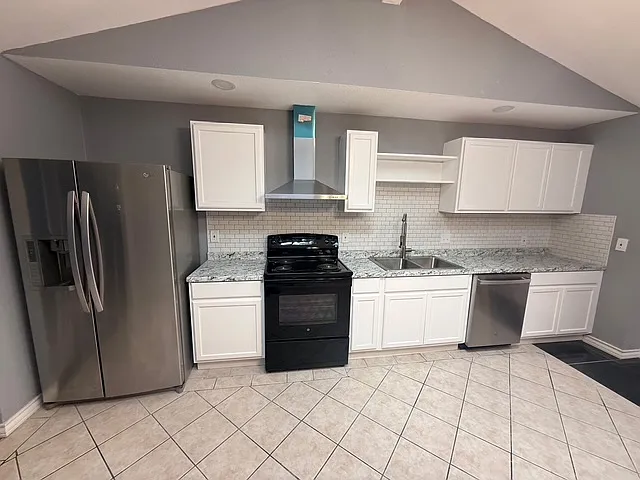 5318 Costa Mesa St — Photo 21