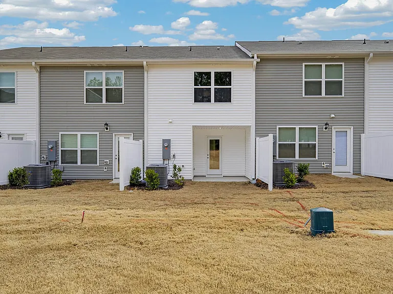 5804 Brambleberry Way — Photo 3