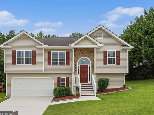 52 Imperial Dr, Hiram, GA 30141