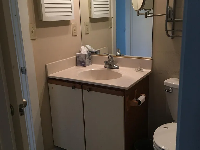 7301 Glenroie Ave — Photo 15