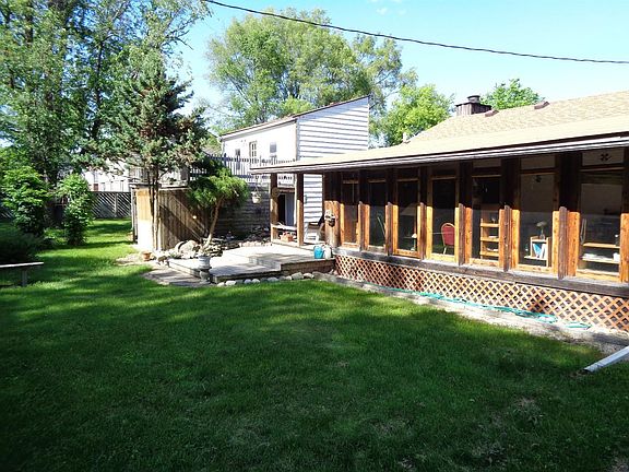 3rd image of 3090 Cherry Tree La