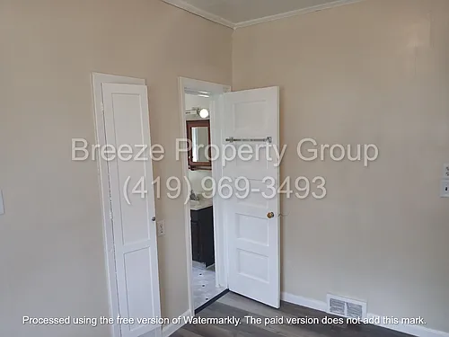 621 N Metcalf St Photo 1