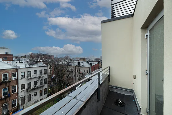 Rented by CCM Property Management LLC | media 24