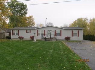 2267 Howe Rd, Burton, MI 48519