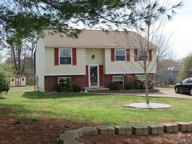 1st image of 6331 Queens Lace Cir