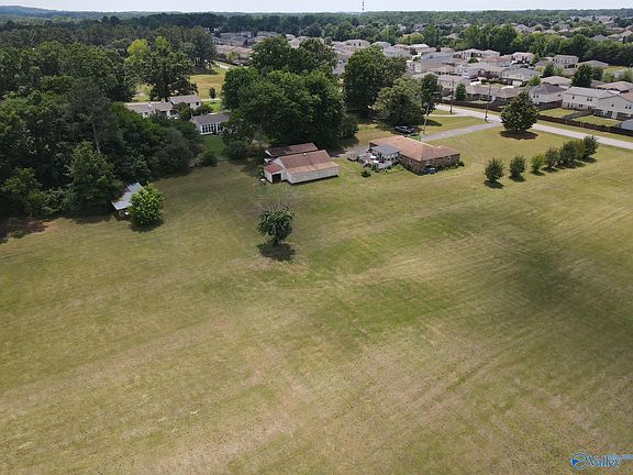 4th image of 989A Nance Rd