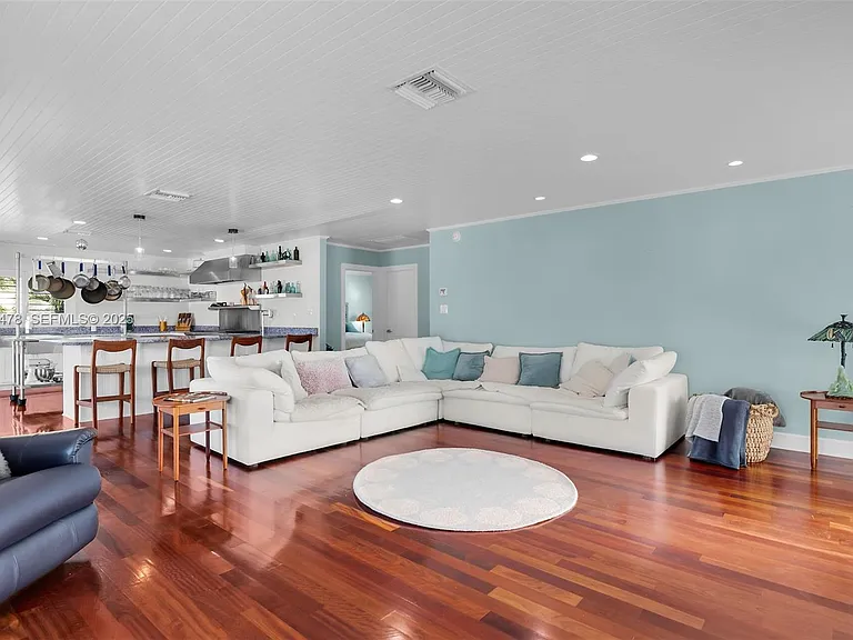 232 W Seaview Dr — Photo 35