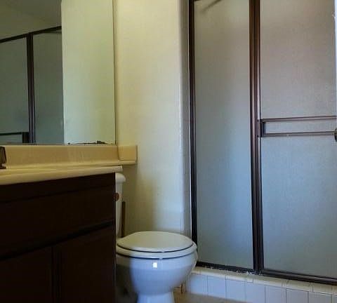 3rd image of 20645 Roscoe Blvd Unit H