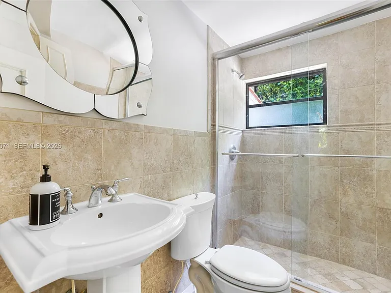 920 Aguero Ave — Photo 19