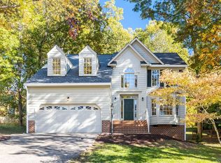 5405 Orchard Grove Ln, Midlothian, VA 23112