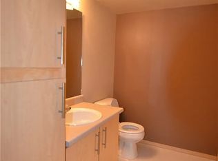 10709 Valley View Rd #204, Bothell, WA 98011