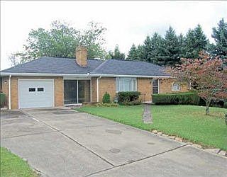 5th image of 1220 Hillview Dr