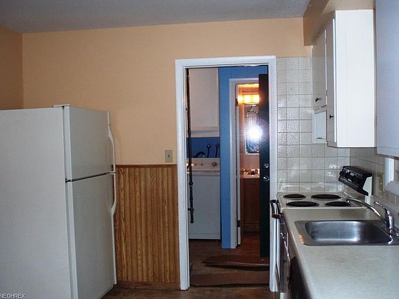 5th image of 1231 E 348th St