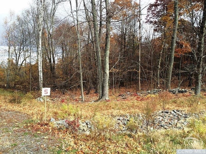 2nd image of 5 Stonegate Off Birch Hill Road