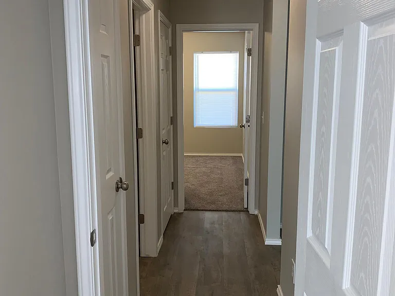 738 W Lola Dr — Photo 8