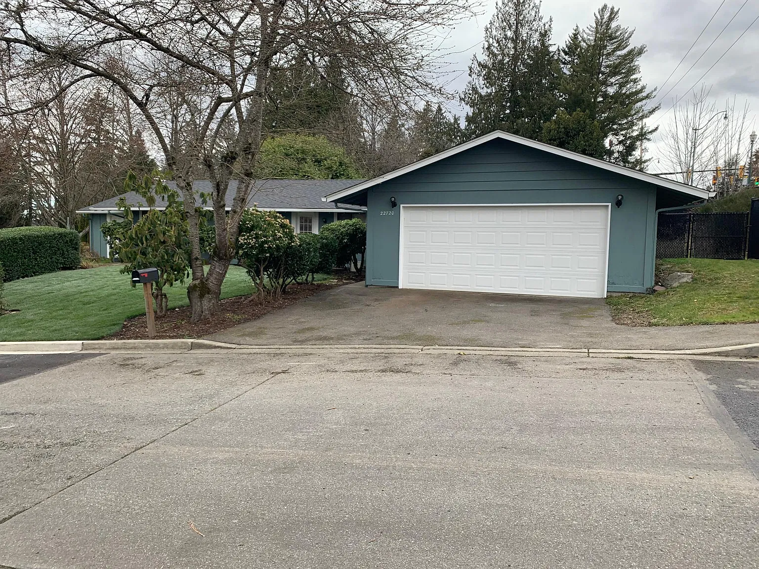 3 bed, 1800 sqft, $3,350 — Photo 2