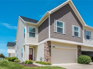 7889 Cottonwood Ln, West Des Moines, IA 50266