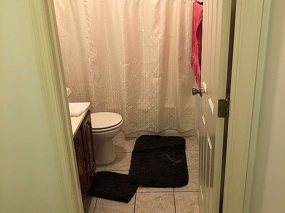 5th image of 2112 Breezy Dr