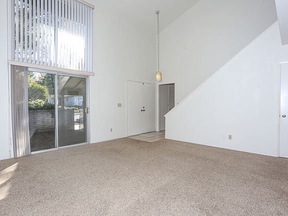 2nd image of 11012 Avenida Maria