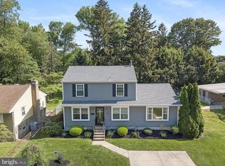 68 Thomas Ave, Maple Shade, NJ 08052