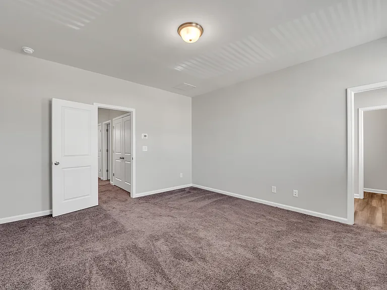 1331 Creekview Ln — Photo 32