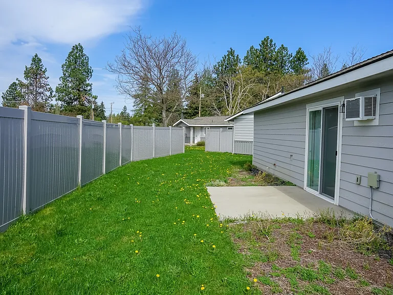 North Pine — Photo 17