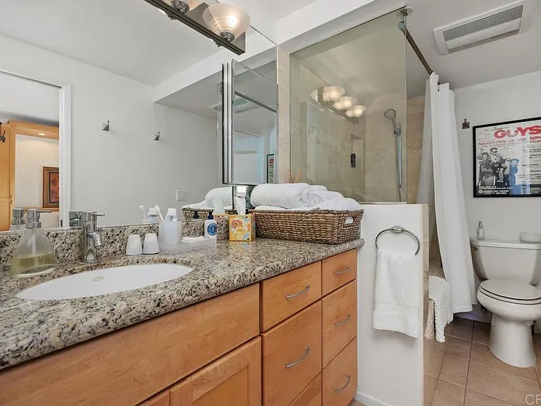 307 Longden Ln — Photo 27