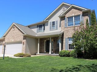 506 Riverbend Blvd, Mahomet, IL