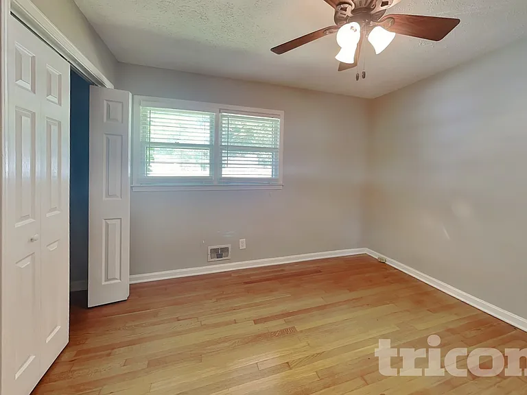 2054 North Rd — Photo 12