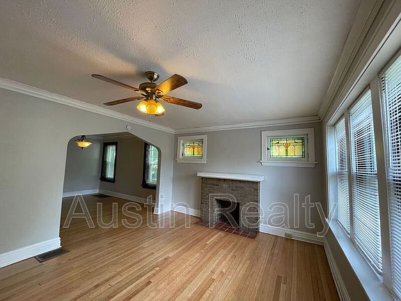 4th image of 5072 Lindenwood Ave #1F