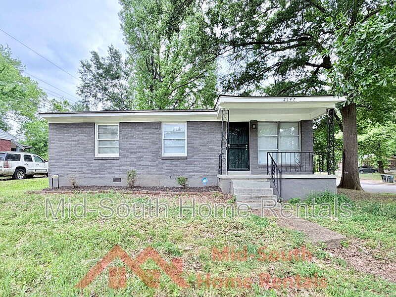 1st image of 2147 Pamela Dr