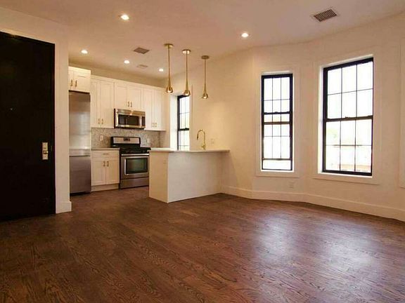 3rd image of 852 Rogers Ave #2B