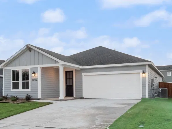 1013 Canoe Way, Crowley, TX 76036