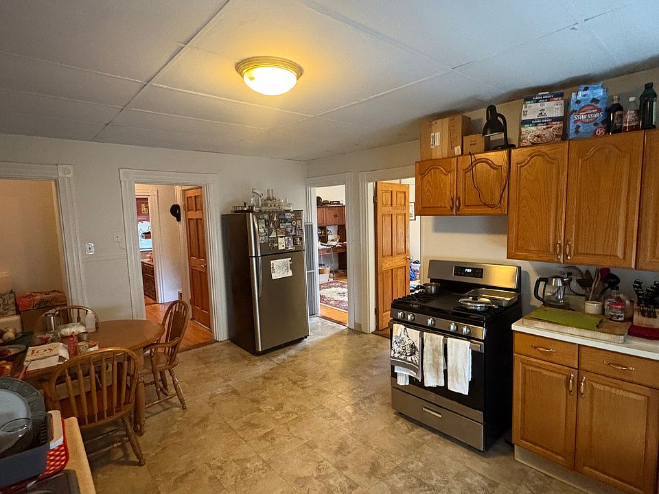 1st image of 22 Weitz St #2