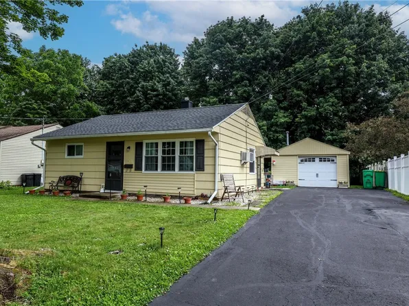 116 Myers Dr, Horseheads, NY 14845