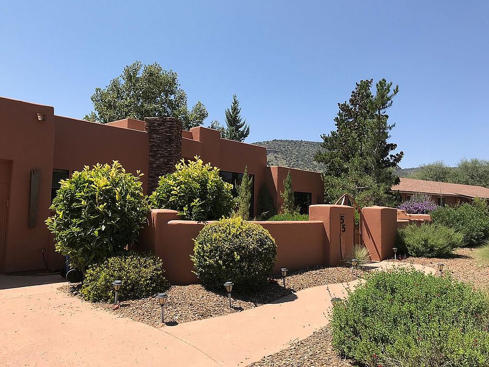 55 Gunsight Hills Drive