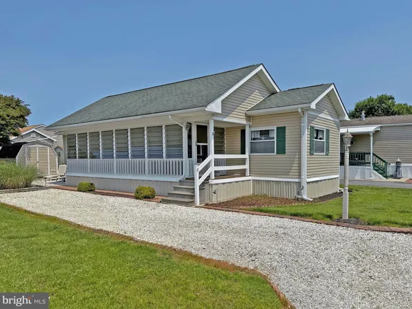 10 Spinning Wheel Ln, Rehoboth Beach, DE 19971