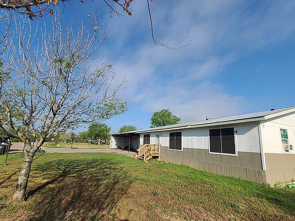 3rd image of 45 Park Ln