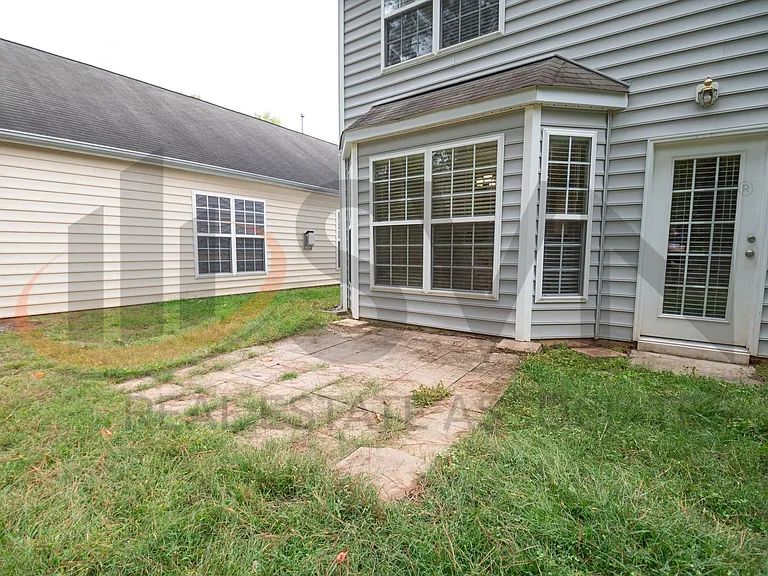1007 Red Hat Ln — Photo 24