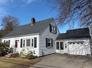 40 Beach St, Woburn, MA 01801