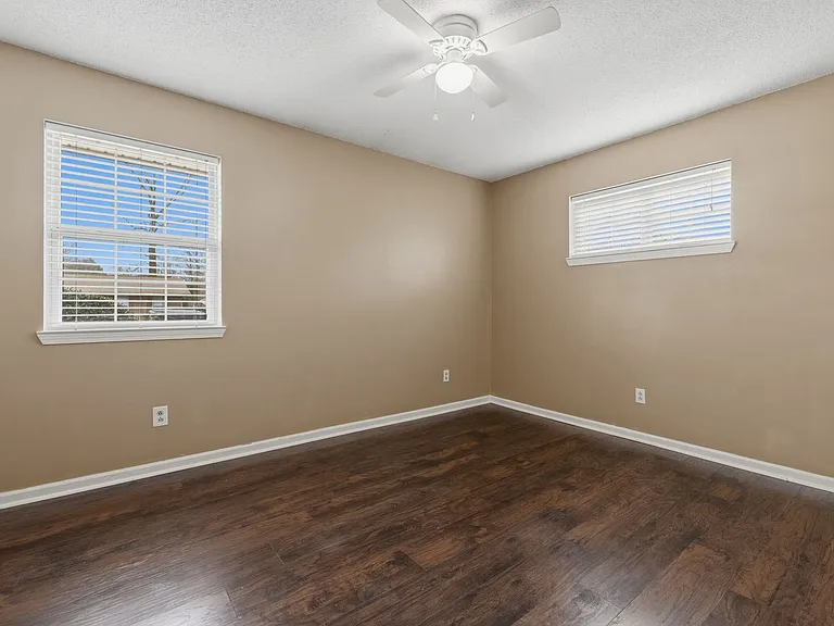 104 Quapaw Pl — Photo 26